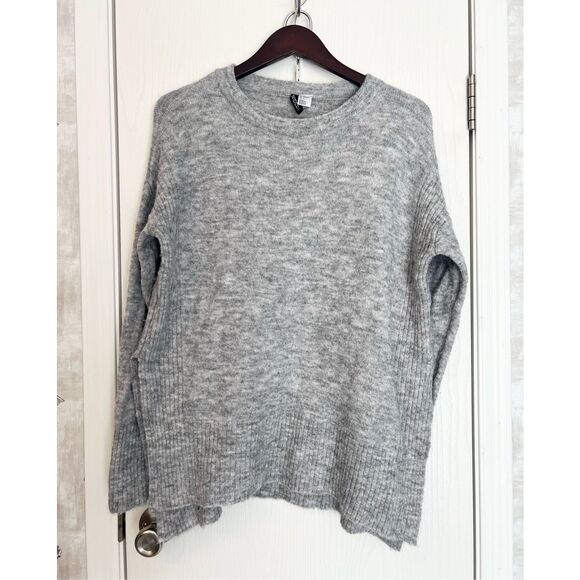 Divided Sweater - Picture 1 of 5